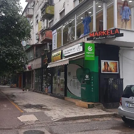 Comfy Apartment- Sunny Balcony * Τίρανα