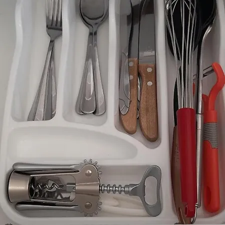 Comfy Apartment- Sunny Balcony Appartamento Tirana