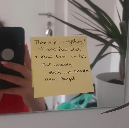 Comfy Apartment- Sunny Balcony Tirana