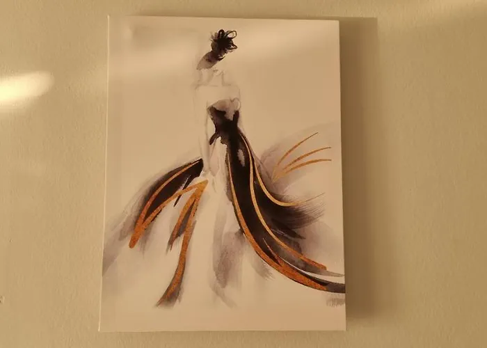 Apartman Comfy Apartment- Sunny Balcony *